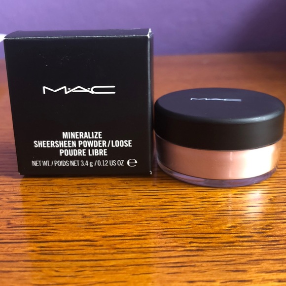 MAC Cosmetics Other - NIB MAC Mineralize Powder in Lucent RARE